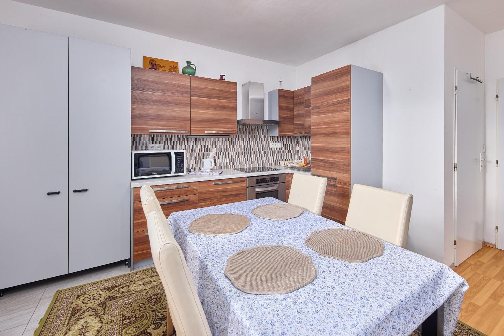 Cutie Apartment Братислава Екстериор снимка